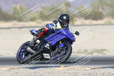 media/Oct-30-2025-Racers Edge (Thu) [[dabbdaf680]]/3-B Group/Session 5 (Turn 6)/